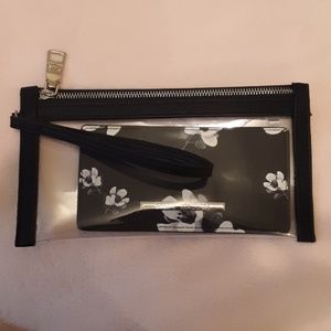 Steve madden black and white  wristlet